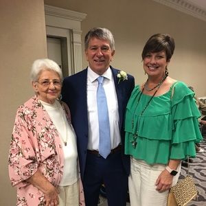 Meet your Posher, Sharon